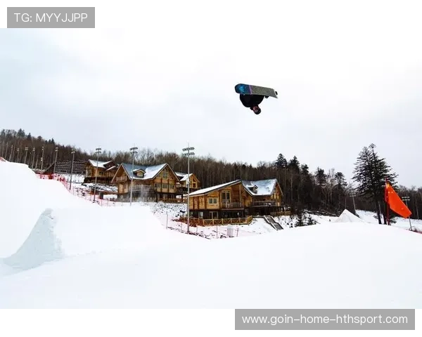 免费畅滑+半价优惠！安图长白山和平滑雪场正式开板，长白山和平滑雪场开放时间