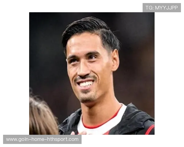 AC米兰攻守转换衔接流畅,赖因德斯成为过渡枢纽 AC米兰攻守转换衔接流畅,赖因德斯成为过渡枢纽